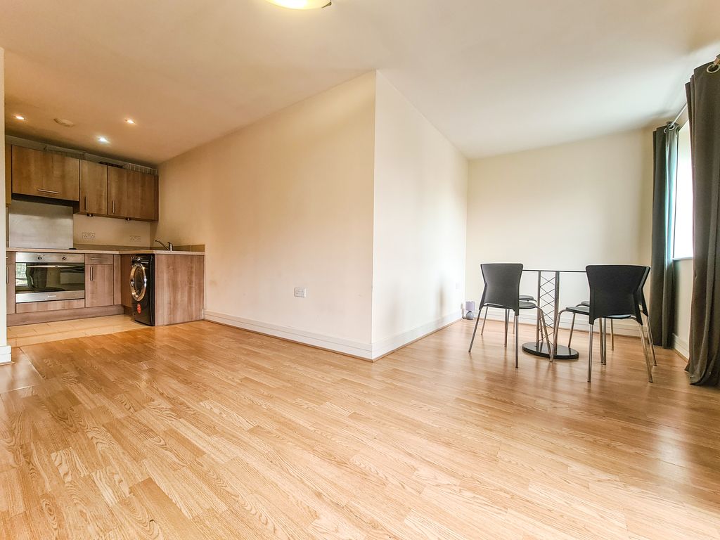 Property photo 3 of 9