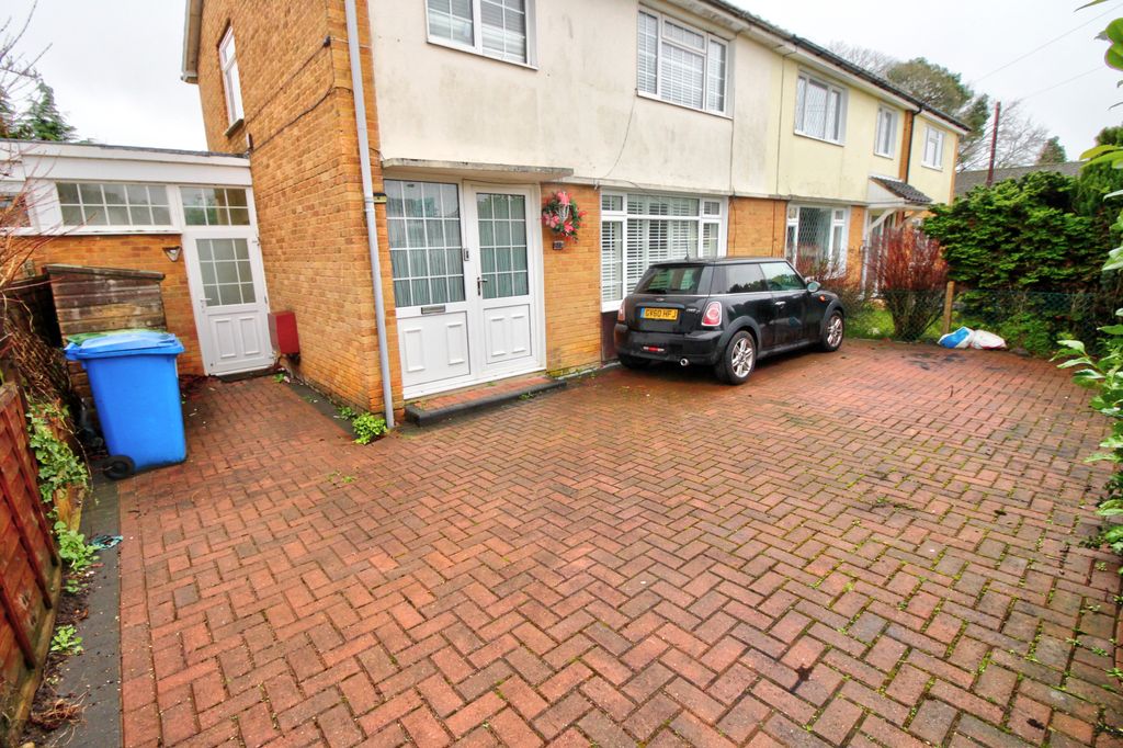 Property photo 1 of 17 Front