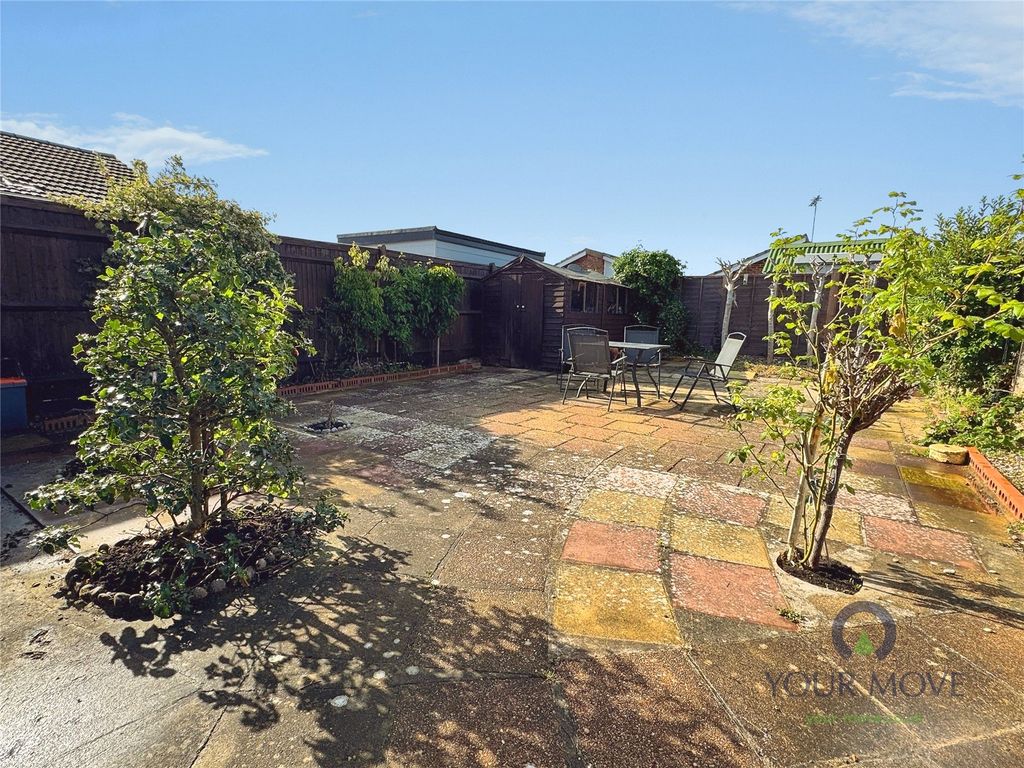Property photo 2 of 14 Garden