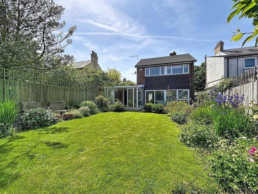 Property photo 1 of 24 Rear Garden