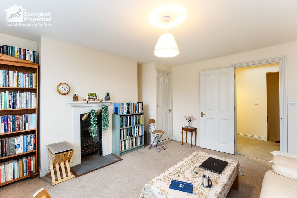 Property photo 3 of 9 Image 2