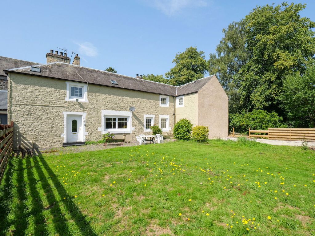 Property photo 1 of 44