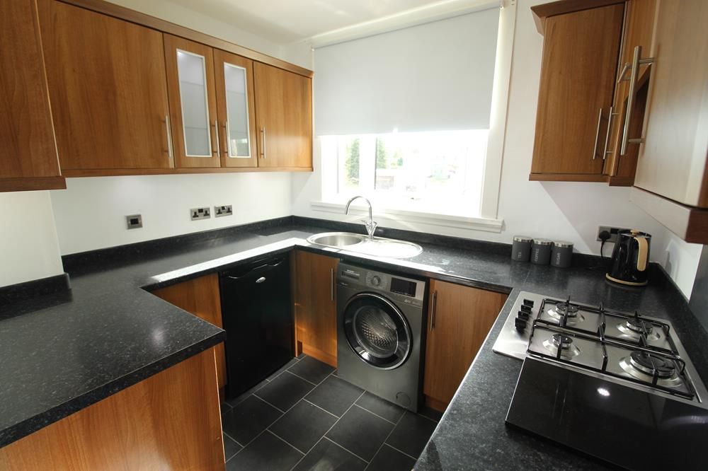 Property photo 2 of 13 Kichen 2