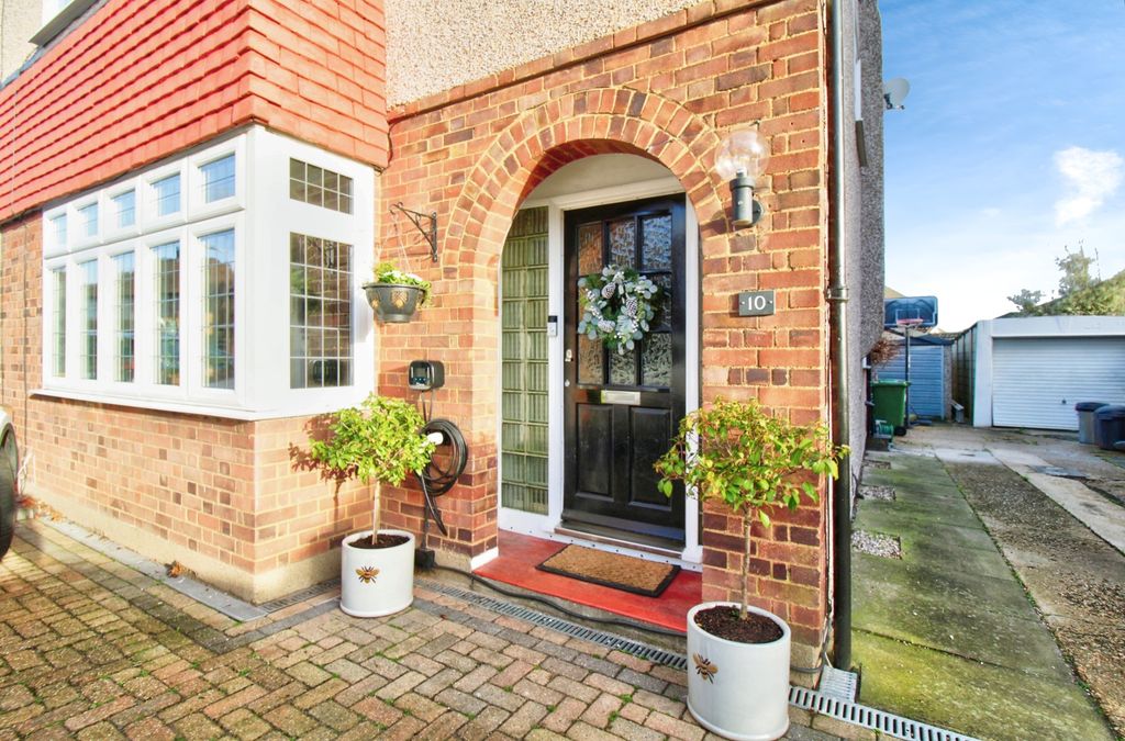 Property photo 1 of 29 26