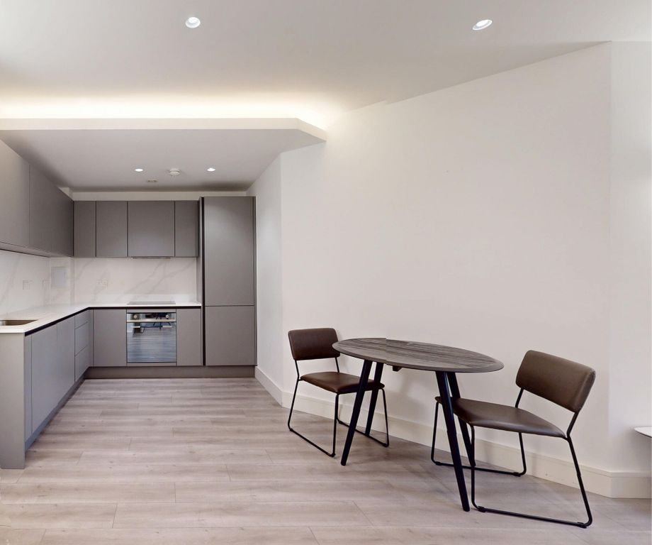 Property photo 2 of 15 Kitchen