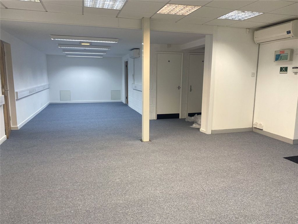 Property photo 3 of 3 Picture 3