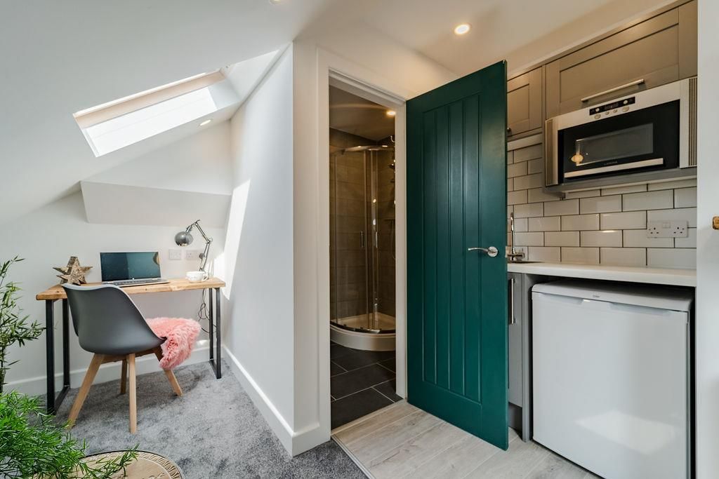 Property photo 2 of 20 019-Dsc02839-Hdr.Jpg