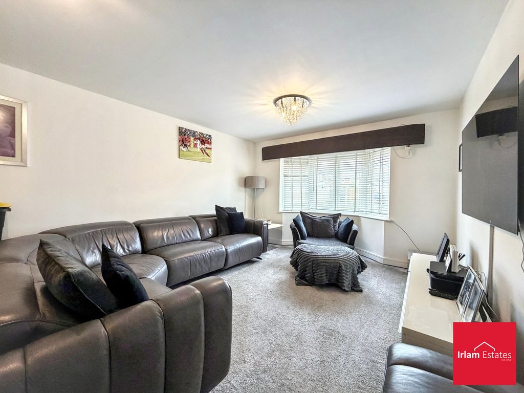 Property photo 2 of 26