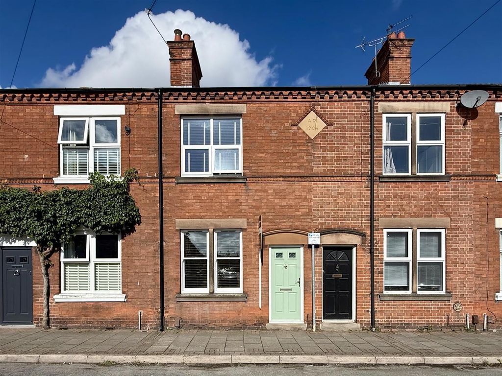 Property photo 1 of 27 1
