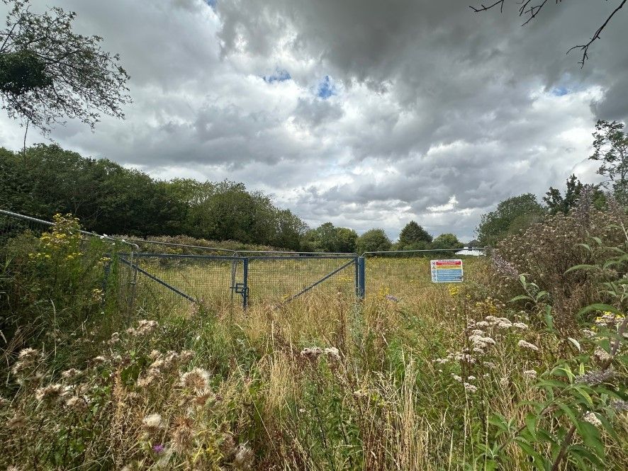 Property photo 1 of 5