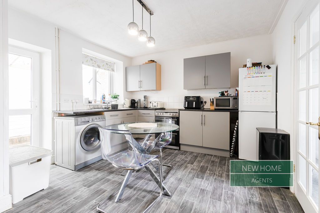 Property photo 2 of 22 Photo 22