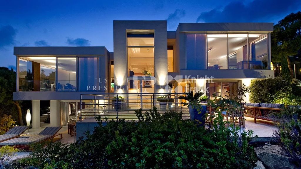 Property photo 3 of 41