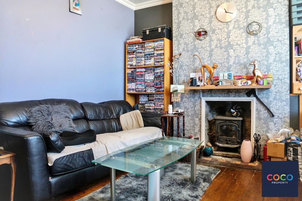 Property photo 3 of 7 5213934