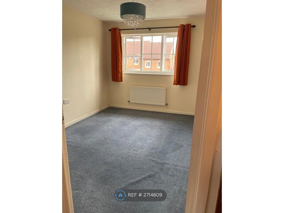 Property photo 3 of 4