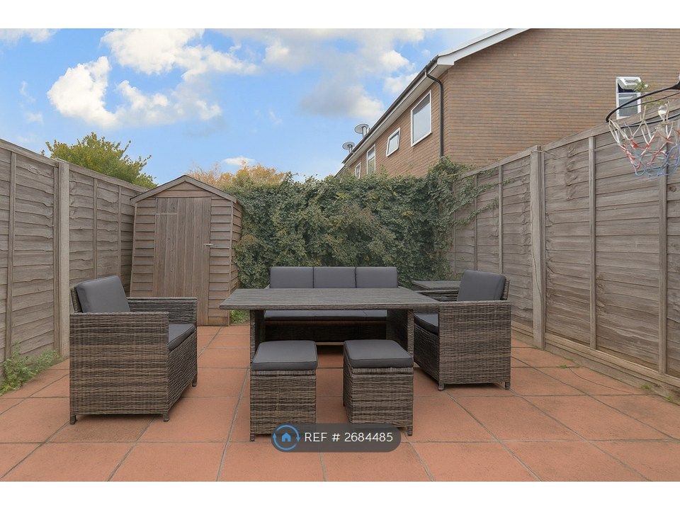 Property photo 3 of 17