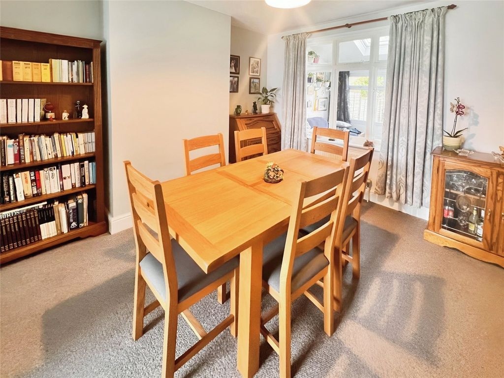 Property photo 3 of 19 Dining Room