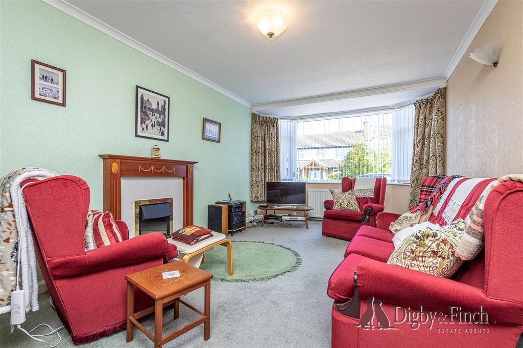 Property photo 3 of 15