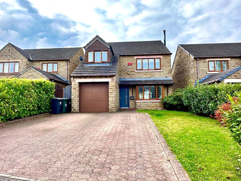 Property photo 1 of 25 Externally