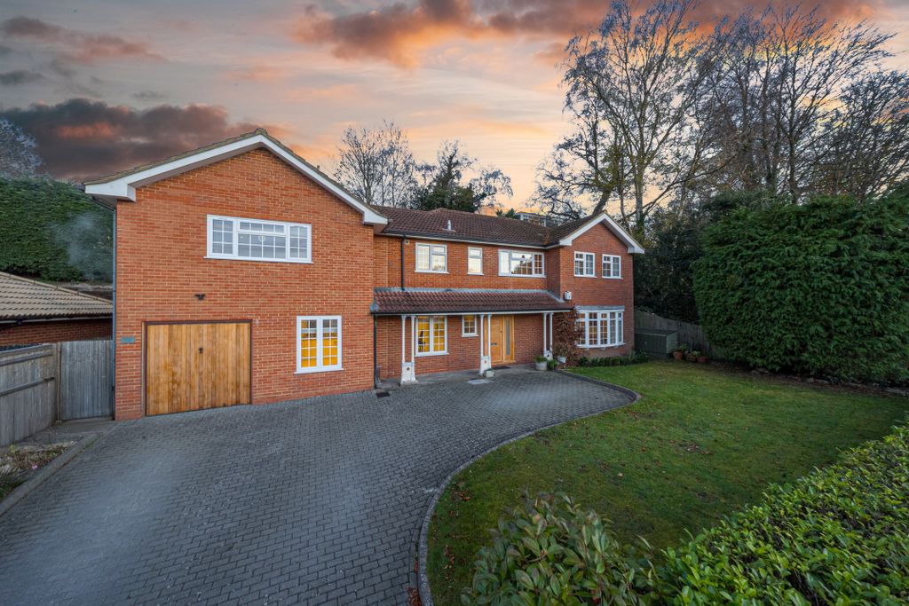 Property photo 1 of 15