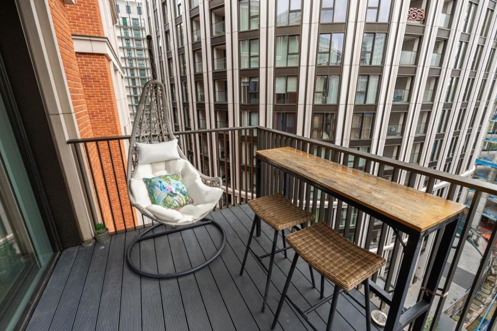 Property photo 2 of 12 Balcony