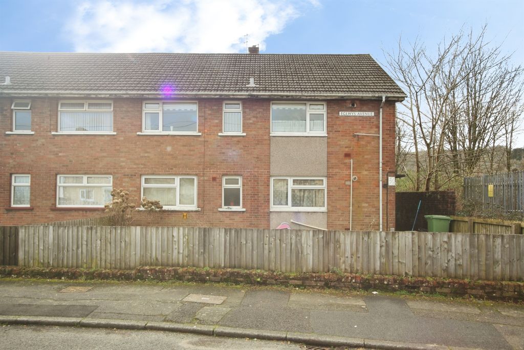 Property photo 2 of 14