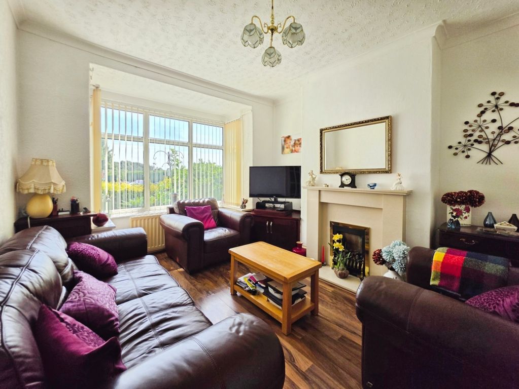 Property photo 2 of 19 Pbox-Img.Jpg