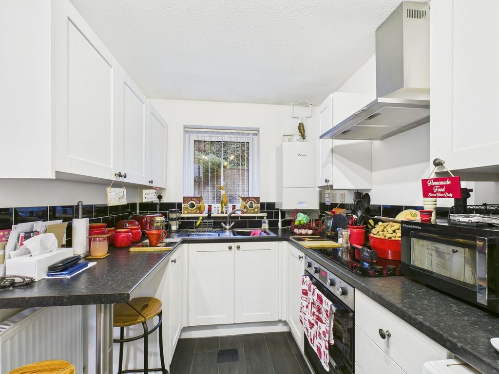 Property photo 2 of 16