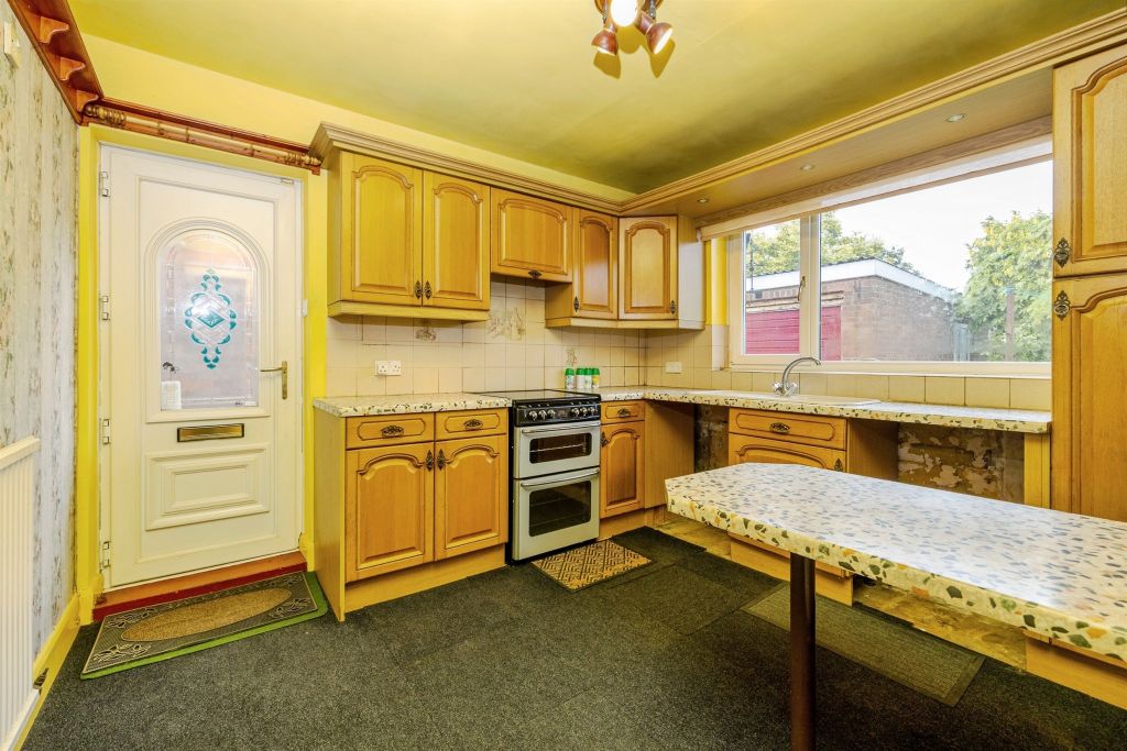 Property photo 3 of 21