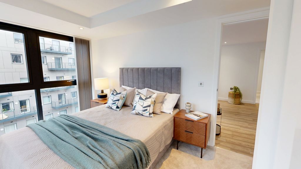 Property photo 3 of 8