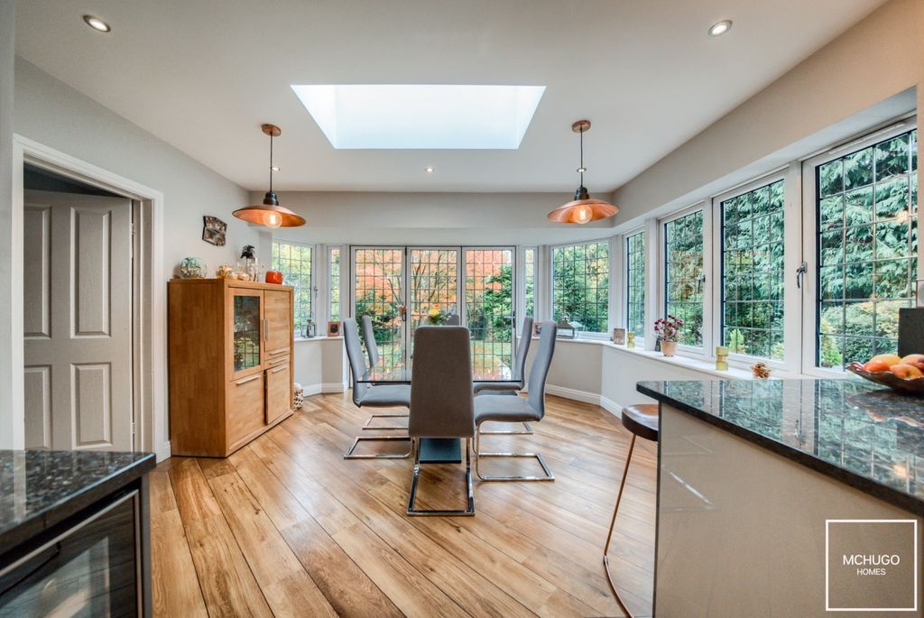 Property photo 3 of 21 Xt5A5650-Hdr(3)