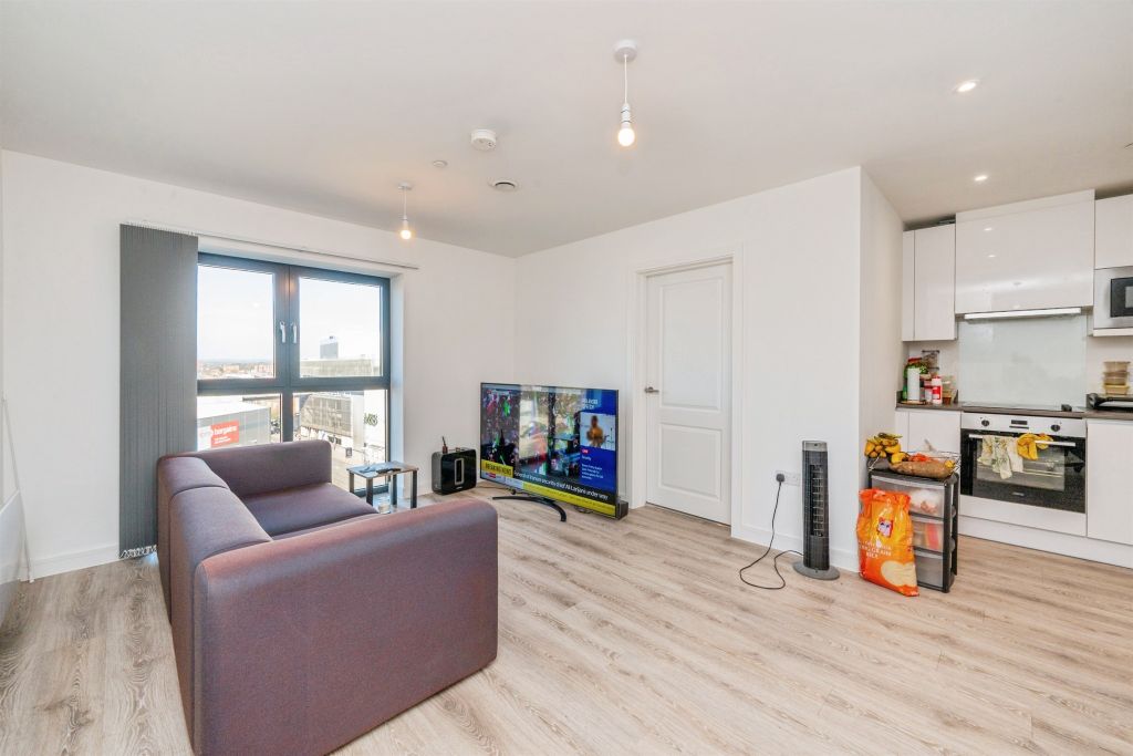 Additional image 5 of 2 bed flat for saleBilsborrow Avenue, Derby DE1