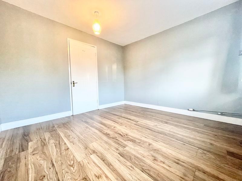 Property photo 3 of 17 Living Room