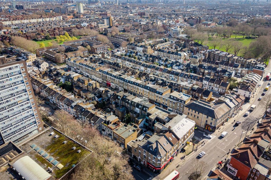 Property photo 3 of 8 Aspenlea Road-1.Jpg