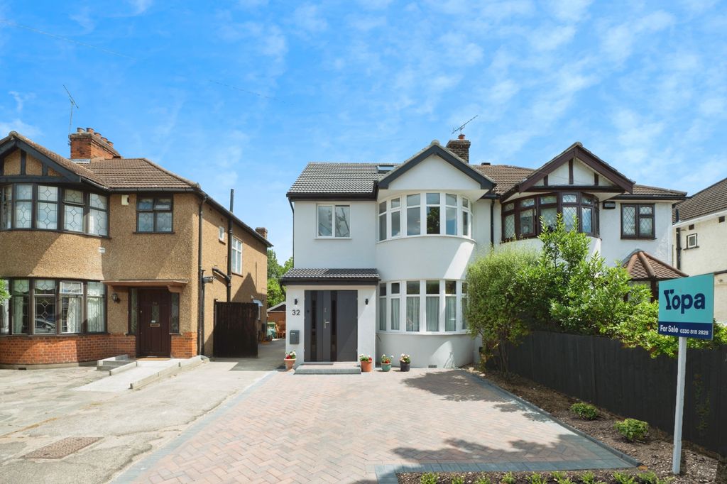 Property photo 1 of 25 1 Second Main