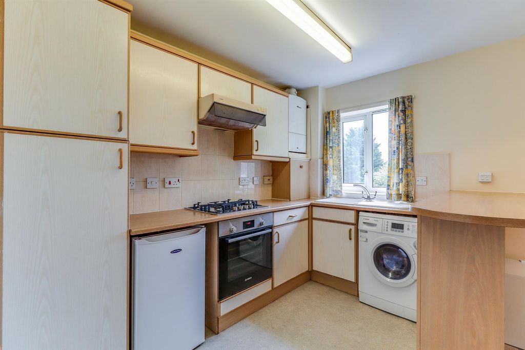 Property photo 2 of 7 Kitchen A.Jpg