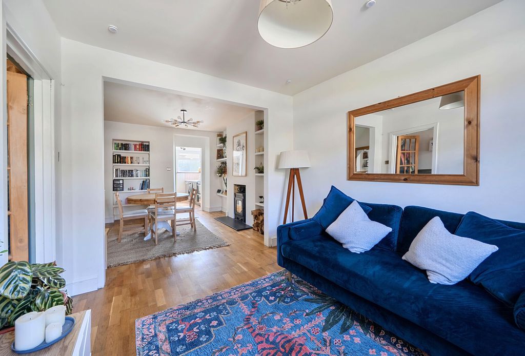 Property photo 3 of 21 1449351-10-69Eb52...