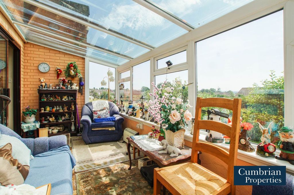 Property photo 2 of 22 Sunroom