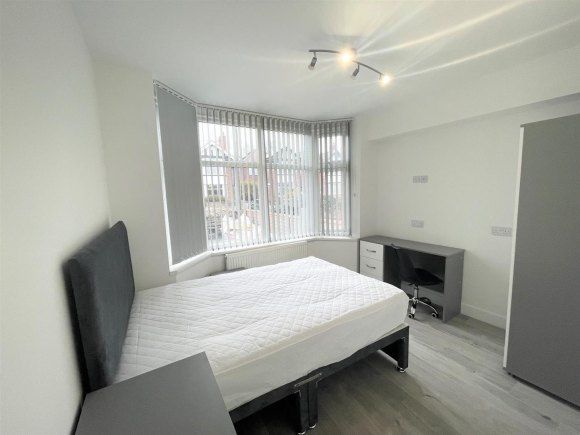 Property photo 3 of 13 9363924.Jpg