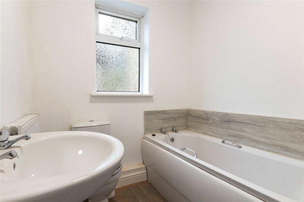 Property photo 3 of 5 Bathroom