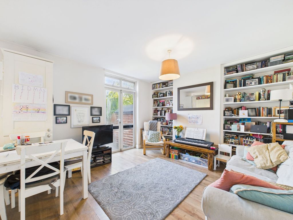 Property photo 3 of 10