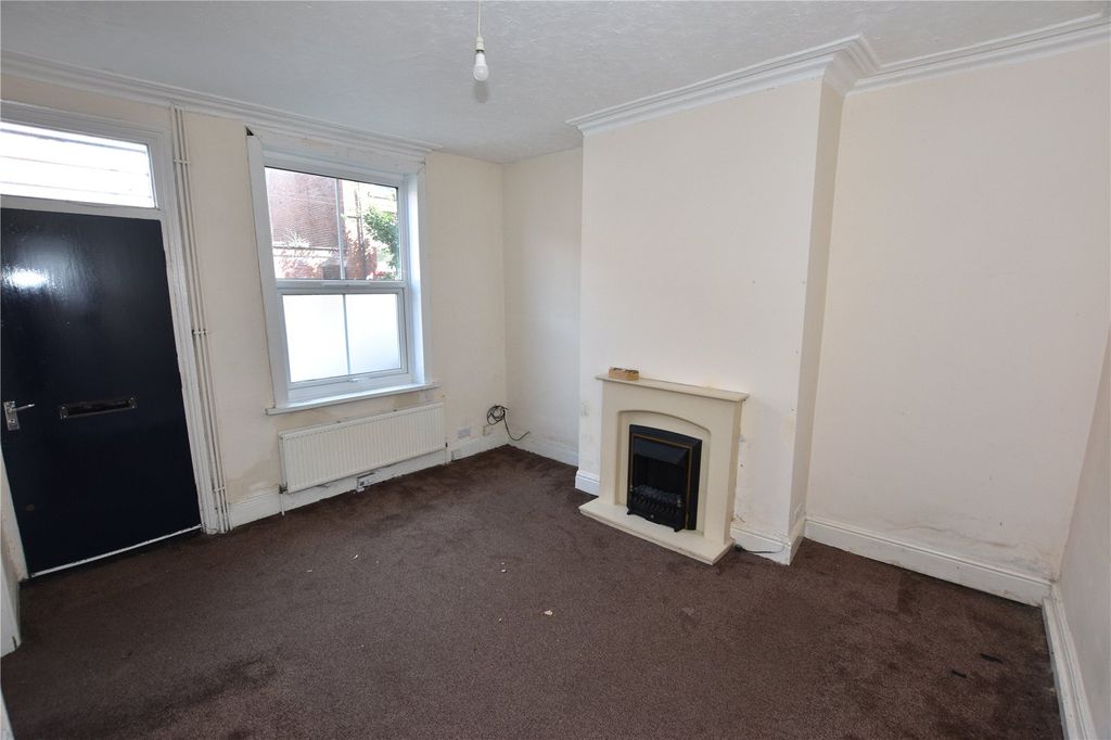 Property photo 2 of 9 Picture No. 04