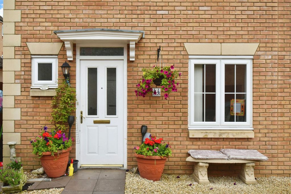 Property photo 2 of 17 Photography