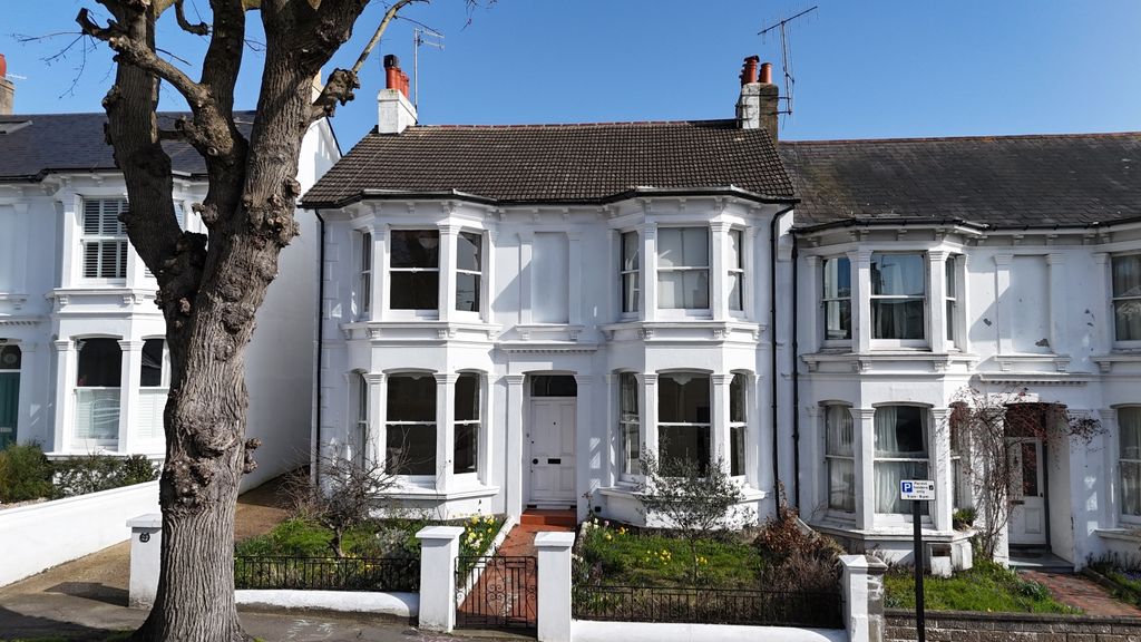 Property photo 1 of 22 Front Pic 1