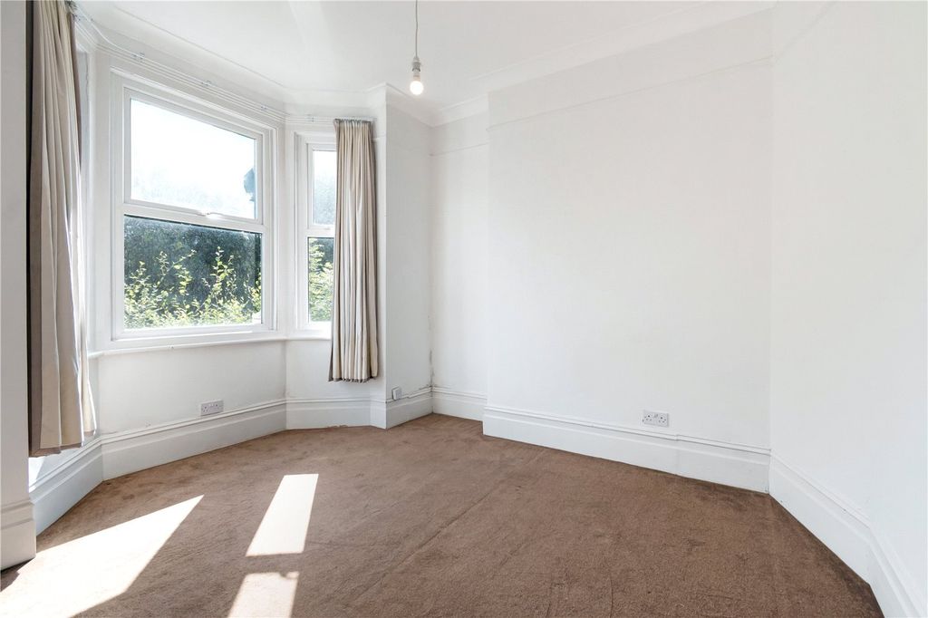 Property photo 2 of 10 Reception Room