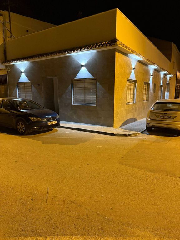 Property photo 2 of 45