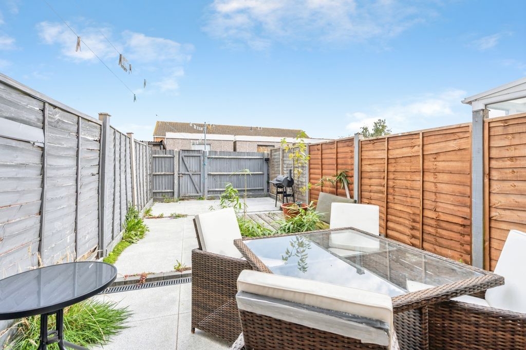 Property photo 2 of 9 Pbox-Img.Jpg