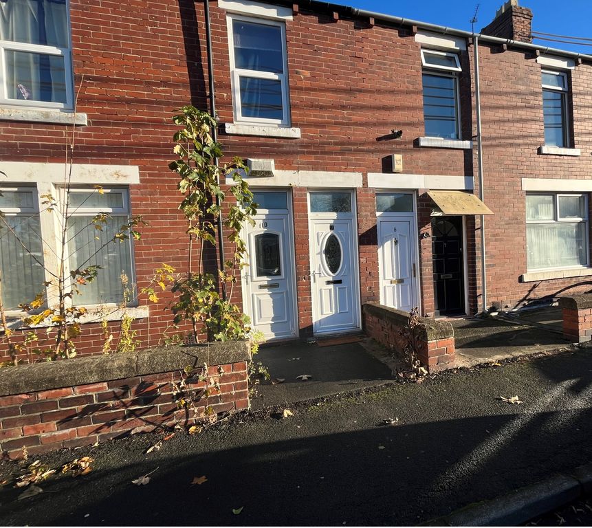 Property photo 1 of 6