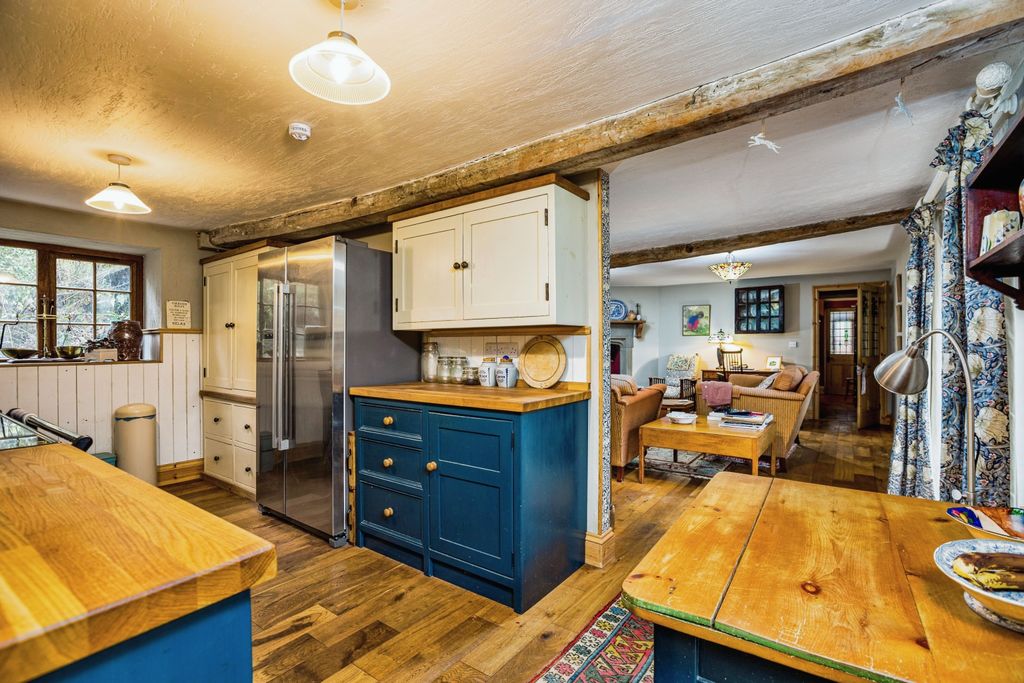 Property photo 3 of 26 Photography