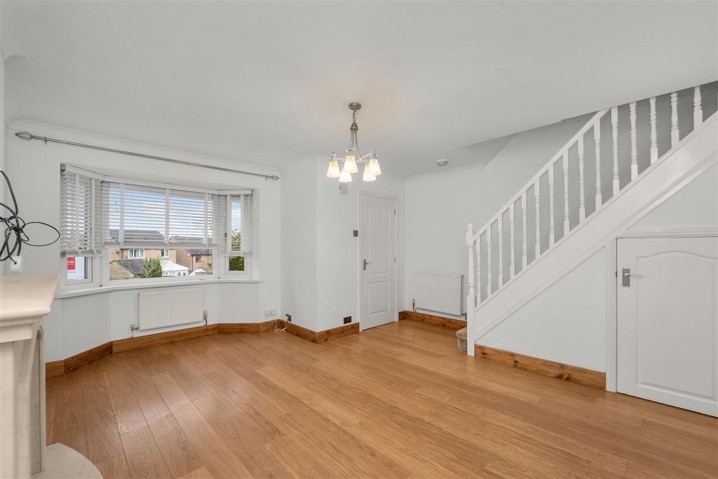 Property photo 2 of 27 19.Jpg