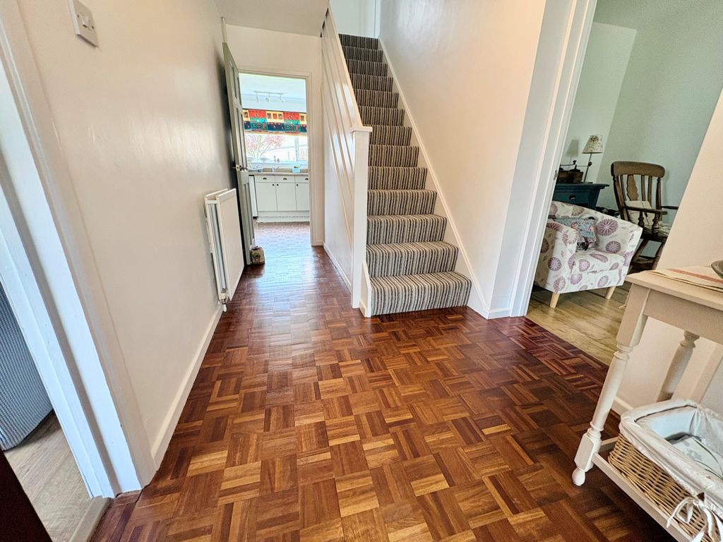 Property photo 2 of 29 Gallery